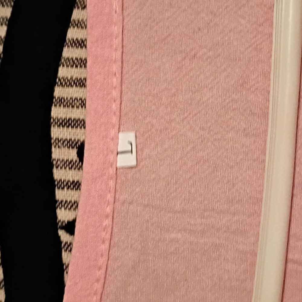 Nwot Temu Pink Dandelion Boxy Fit Top - Picture 4 of 4